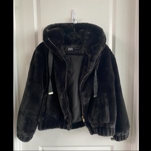 Zara Faux Fur Bomber Jacket Black size M